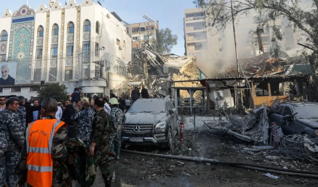 El peor error de "Israel" fue atacar el consulado iraní en Damasco y asesinar a siete algos jefes militares iraníes, asegura el diario Haaretz. El peor error de "Israel" fue atacar el consulado iraní en Damasco y asesinar a siete algos jefes militares iraníes, asegura el diario Haaretz.