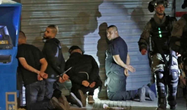 los detenidos en las cárceles de ocupación enfrentan a crímenes y violaciones sistemáticos. los detenidos en las cárceles de ocupación enfrentan a crímenes y violaciones sistemáticos.