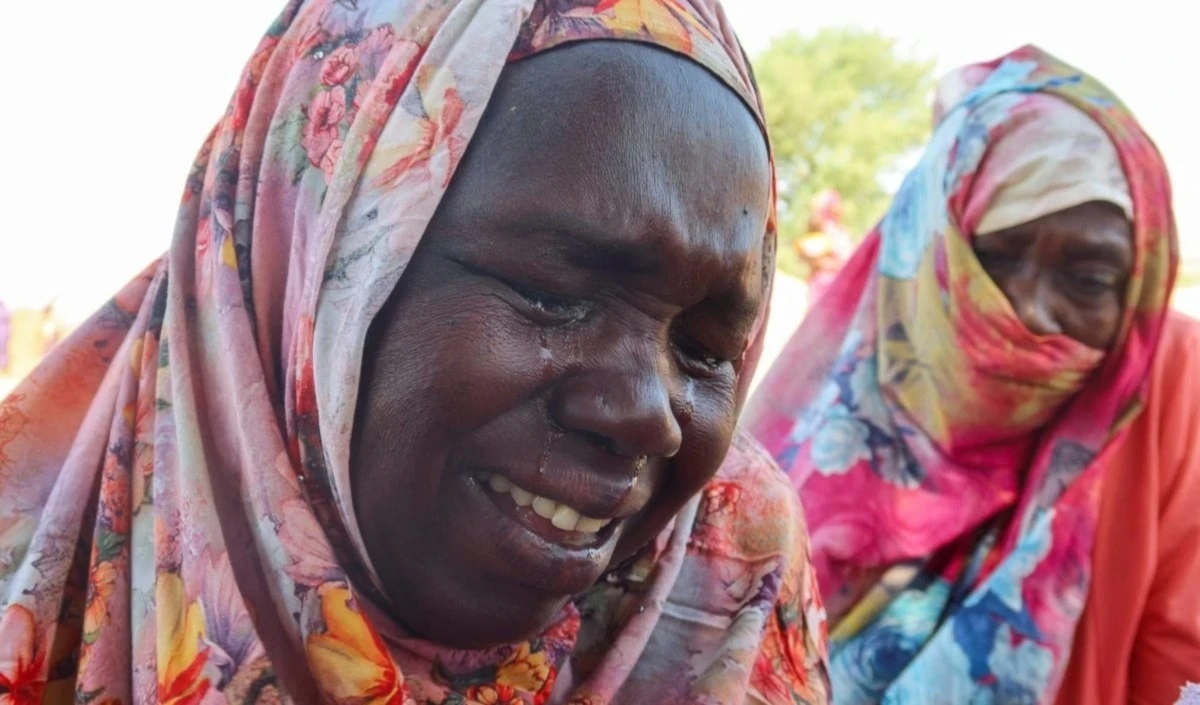 Las mujeres y niñas sudanesas son violadas, a veces frente a sus padres, esposos o hijos, en un intento por quebrantar su moral.