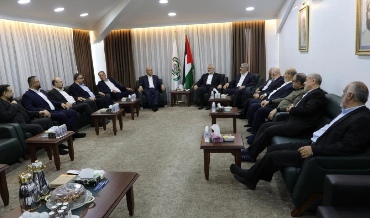 Encuentro en Estambul, Turquía, entre delegaciones de Hamas y el Frente Popular para la Liberación de Palestina. Encuentro en Estambul, Turquía, entre delegaciones de Hamas y el Frente Popular para la Liberación de Palestina.
