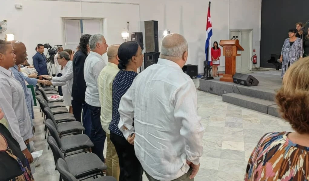 Asiste Díaz-Canel a gala por 65 años de Casa de las Américas