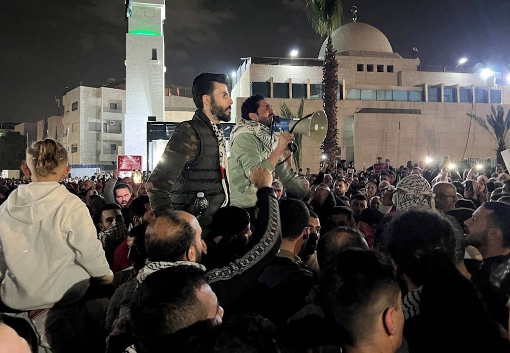 Manifestaciones árabes en favor de Palestina fueron reprimidas por los gobernantes políticos.