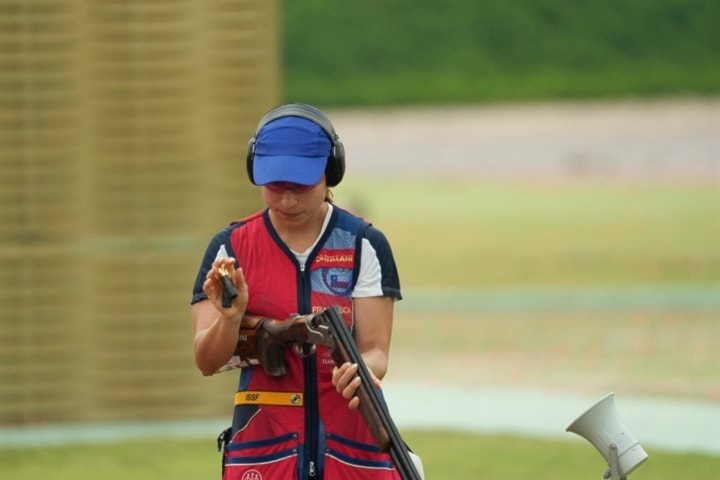 Chilena Crovetto gana skeet en preolímpico de Qatar.