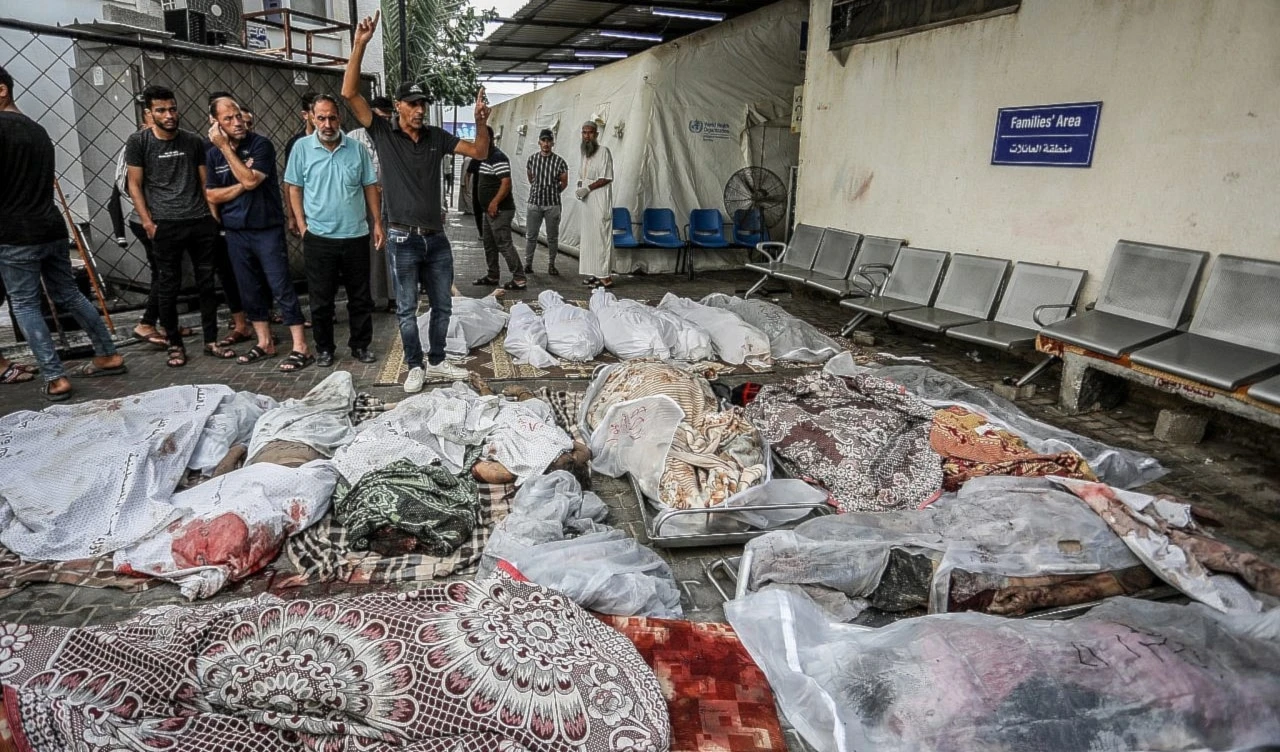 Con "Lavanda" el régimen asesina de manera selectiva a familias palestinas enteras. Con "Lavanda" el régimen asesina de manera selectiva a familias palestinas enteras.