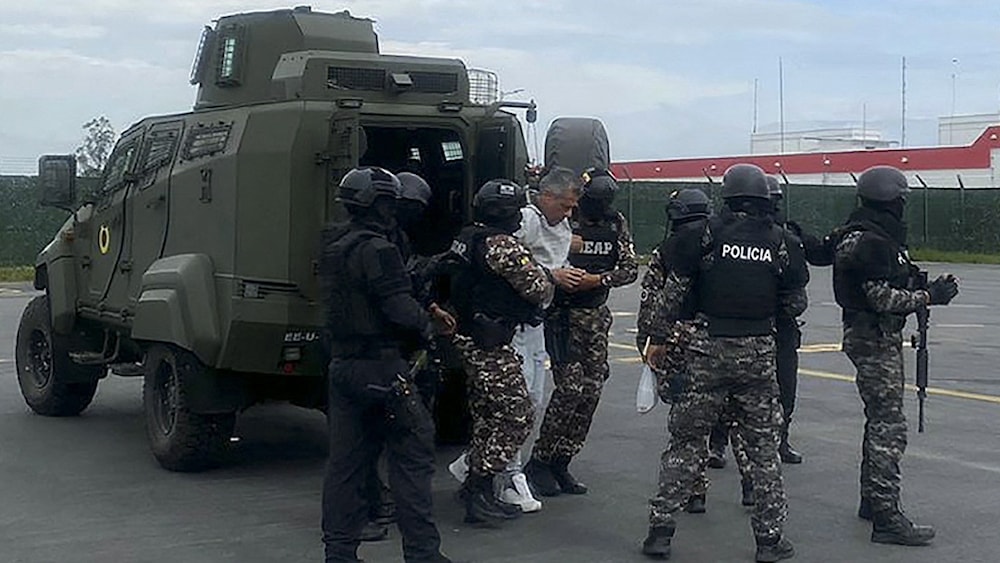 Traslado del exvicepresidente de Ecuador, Jorge Glas, a la cárcel de La Roca, 6 de abril del 2024.