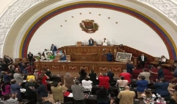 Proponen en Venezuela retirar invitación a la UE para comicios.