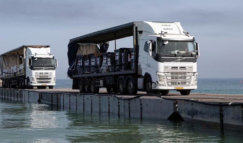 Los primeros camiones de ayuda comenzaron a llegar a Gaza a través del puente marítimo. 