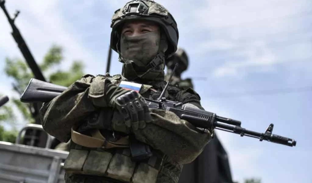 Tropas rusas toman el pueblo de Berestovoe en Járkov