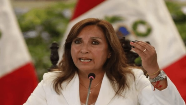 Casi cien por ciento en Perú desaprueba a la presidenta Dina Boluarte