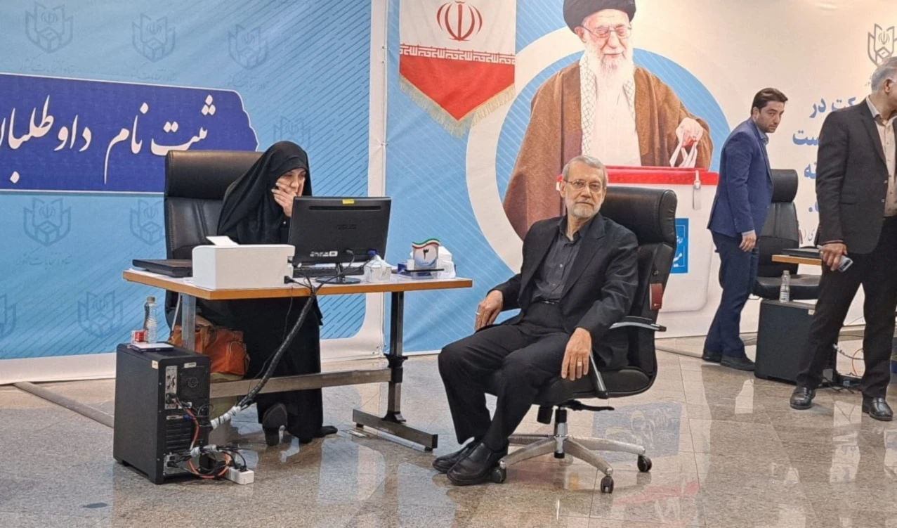 El expresidente del Parlamento iraní, Ali Lariyani, entró en la carrera presidencial iraní.