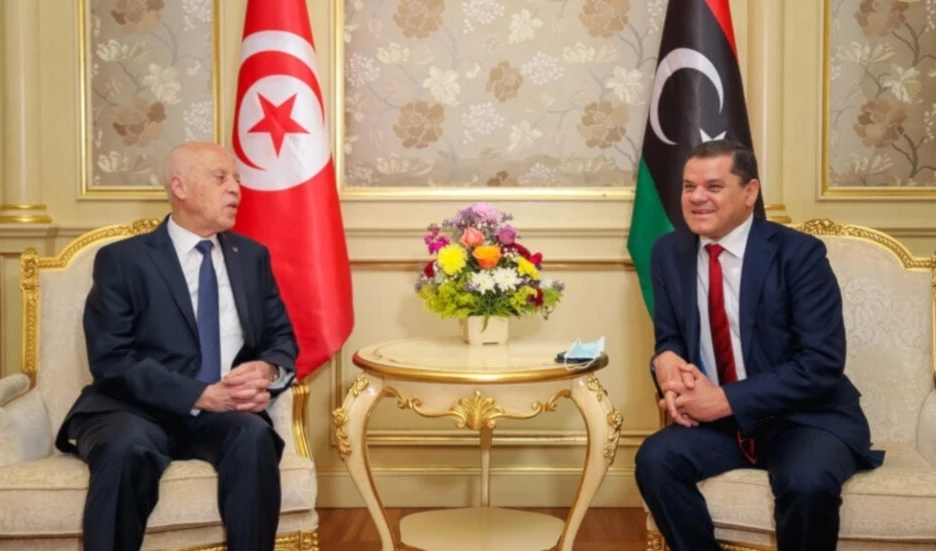 Encuentro entre el presidente de Túnez, Kais Saied, y el primer ministro del Gobierno de Unidad Nacional de Libia, Abdul Hamid Dbeibeh.