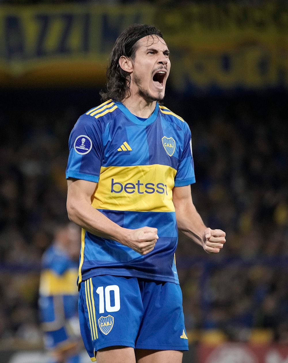 Edison Cavani anuncia retiro de la celeste de Uruguay.