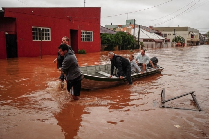 El sur de Brasil sufre las peores inundaciones en 80 años. Foto: AP. 