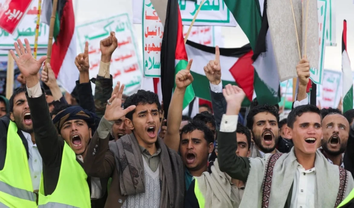 La población, el gobierno y las Fuerzas Armadas yemenita patentizan todo su apoyo a Palestina.