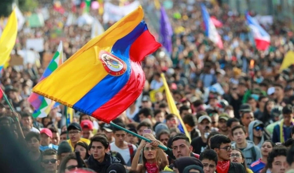 Trabajadores de Colombia respaldan al presidente Gustavo Petro.