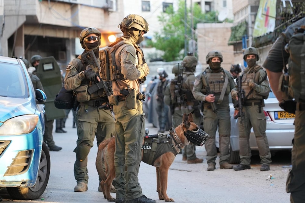 Las fuerzas israelíes atacaron con balas reales y bombas de sonido.