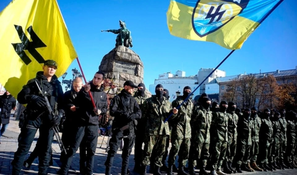 EE.UU. levanta la prohibición de armar a la Brigada neonazi Azov