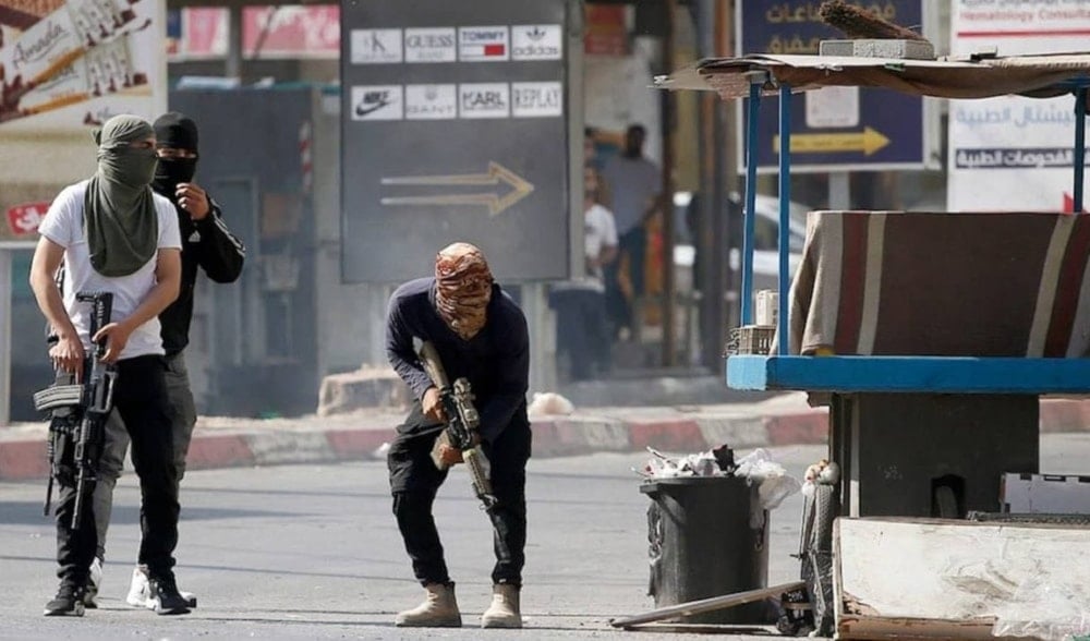 Combatientes de la Resistencia palestina enfrentan fuerzas de la ocupación 