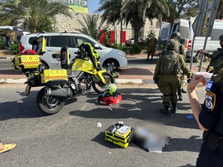 Un soldado israelí fue herido en atropello en Cisjordania