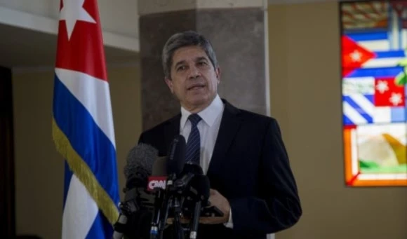 Cuba no aprueba estancia de submarino de EE. UU. en Guantánamo