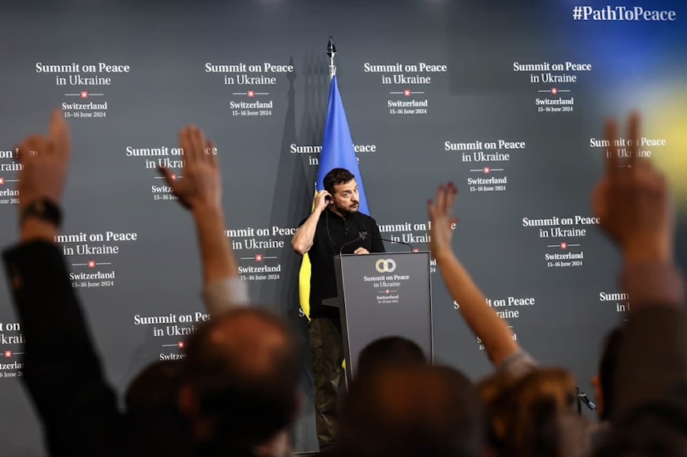 El presidente de Ucrania, Volodymyr Zelensky, durante su intervención en la cumbre.