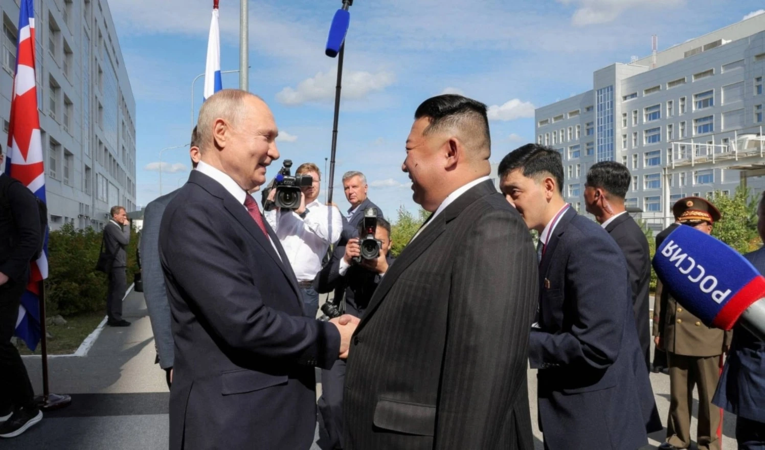 Vladimir Putin y Kim Jong-un sostuvieron un encuentro en la base espacial Vostochny, en Vladivostok, al este de Rusia, en septiembre pasado. Vladimir Putin y Kim Jong-un sostuvieron un encuentro en la base espacial Vostochny, en Vladivostok, al este de Rusia, en septiembre pasado.