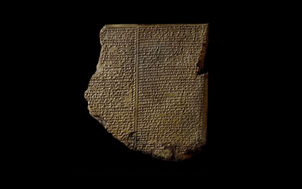 Tabla 11 de la Epopeya de Gilgamesh. Foto: Museo Británico.