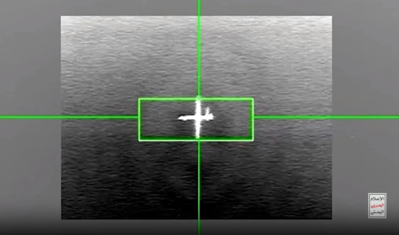 La Resistencia yemenita mostró imágenes del avión estadounidense MQ9 derribado con un misil tierra-aire de fabricación casera.