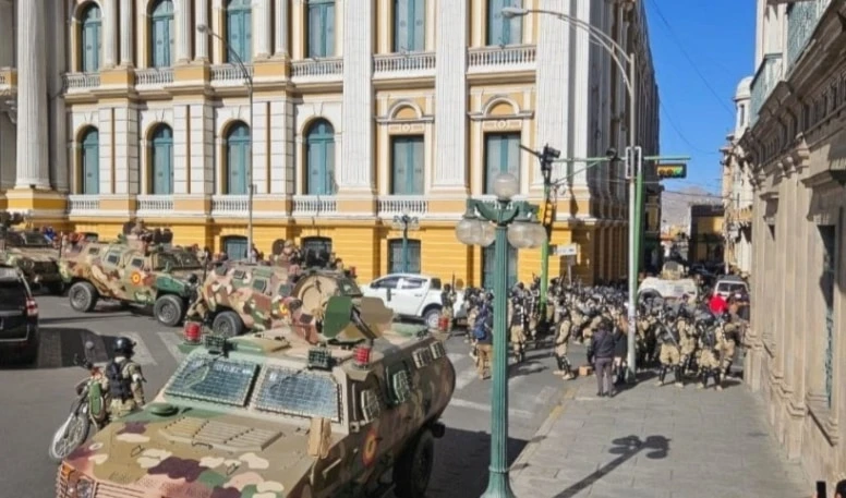 Bolivia celebra la democracia y la paz tras intento de golpe de Estado