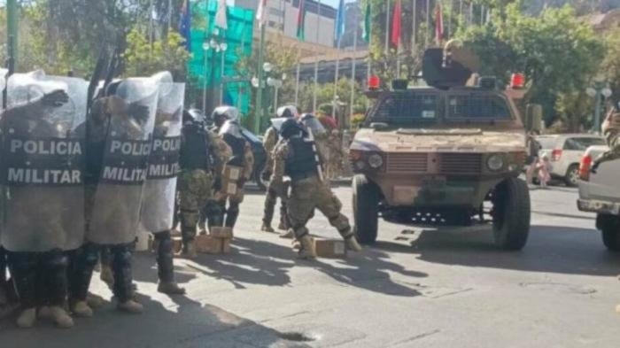 Frcasó intento de golpe de Estado en Bolivia
