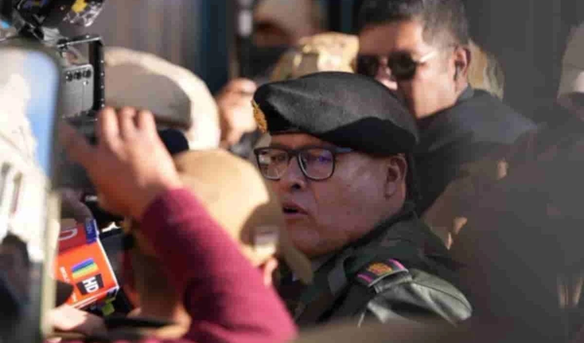 Arrestan a general golpista boliviano tras liderar fallido intento de golpe de Estado