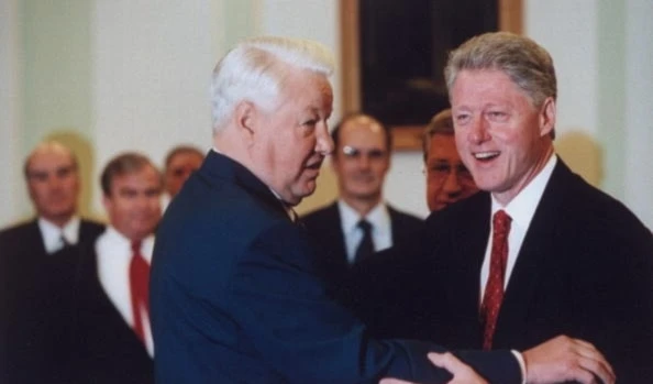 EE.UU. sabía que Rusia se sentía 'engañada' por la OTAN