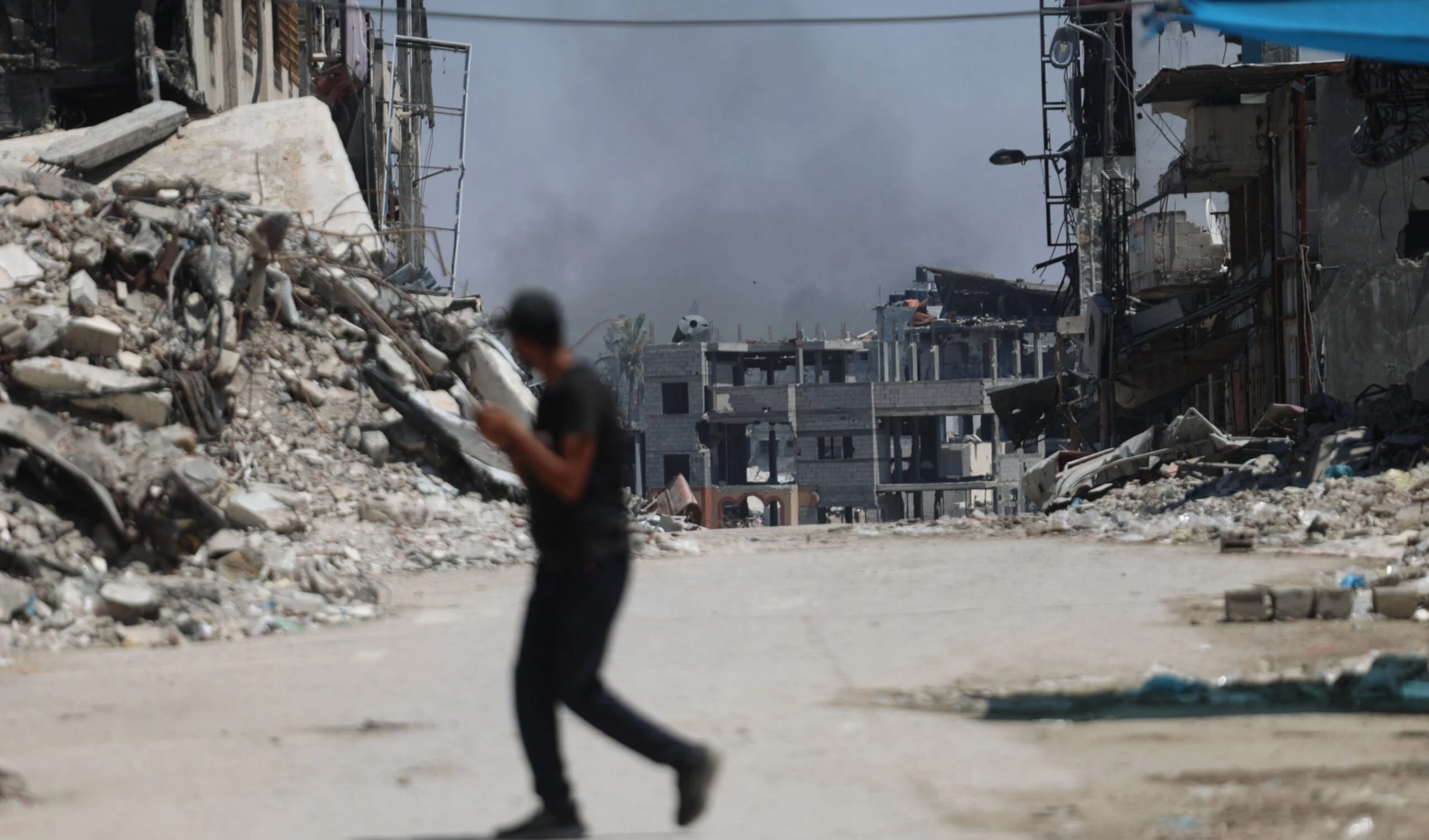 En las últimas 24 horas, las fuerzas israelíes cometieron tres masacres que resultaron en 25 muertos y 81 heridos.