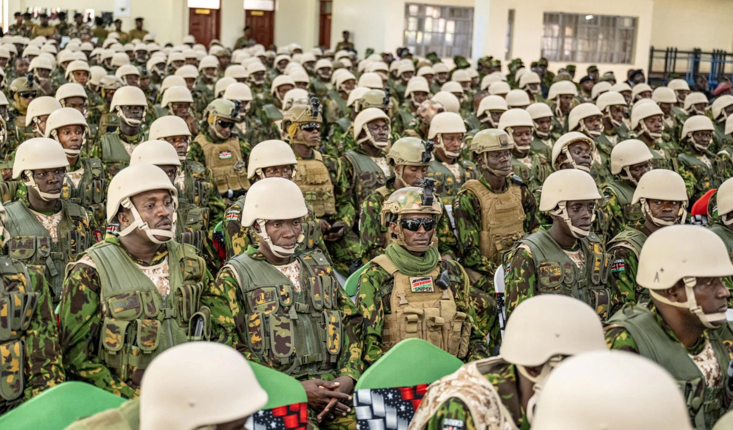 Soldados de Kenia inician patrullas en Haití
