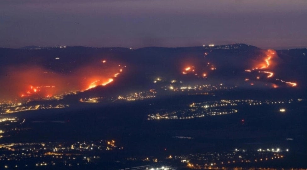 Incendios en territorios de Palestina ocupada en la frontera norte con el Líbano (Agencias)