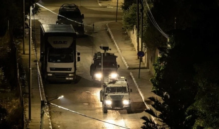 Fuerzas israelíes durante su incursión en la ciudad de Qalqilya. (Foto: Medios palestinos)