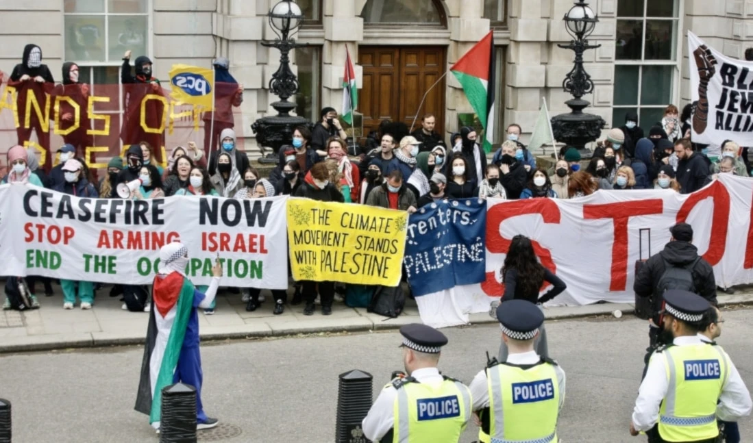 Protestas en Reino Unido en solidaridad con Palestina.