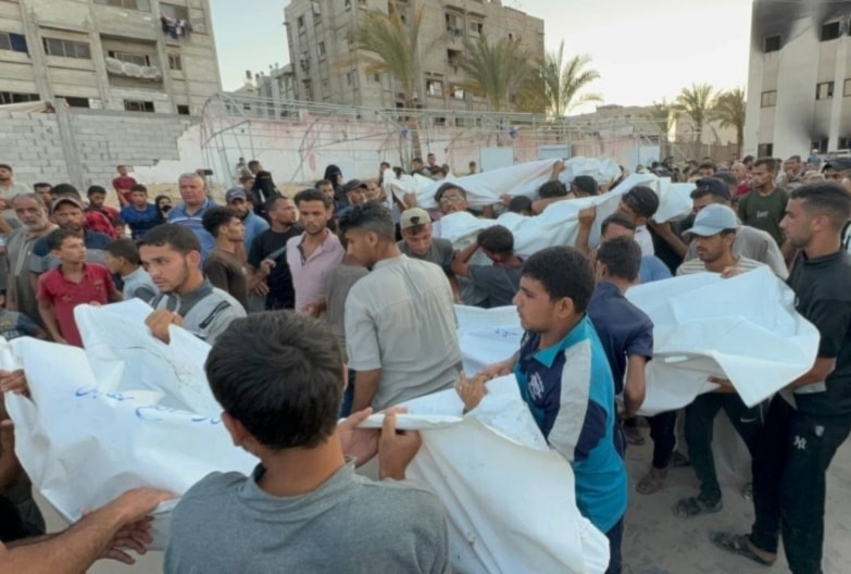 Funerales de los muertos asesinados por la agresión israelí contra Khan Younis. (Foto: Quds Network)