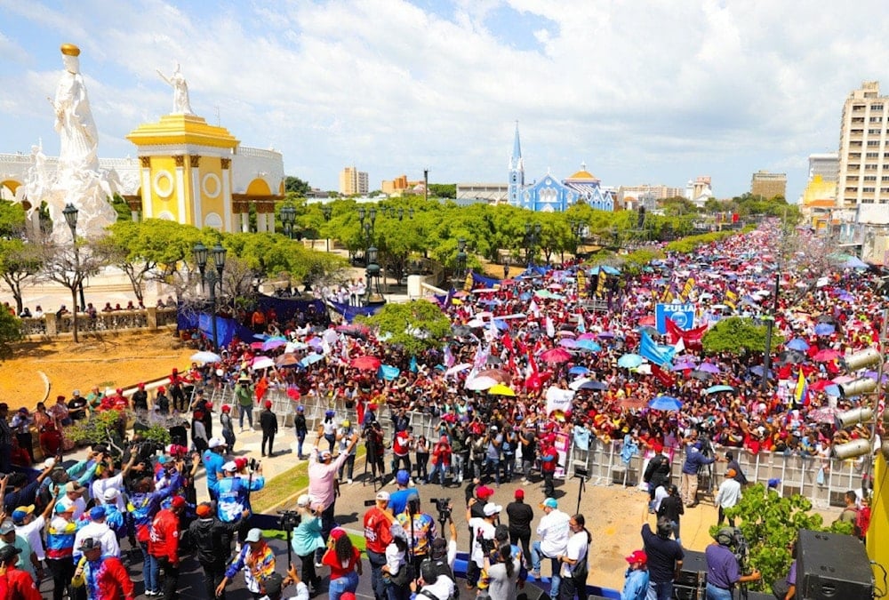 Maduro cerró campaña electoral con récord de movilización en Zulia