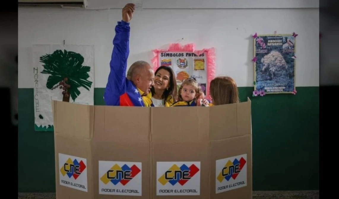 Destacan participación popular y paz en elecciones de Venezuela