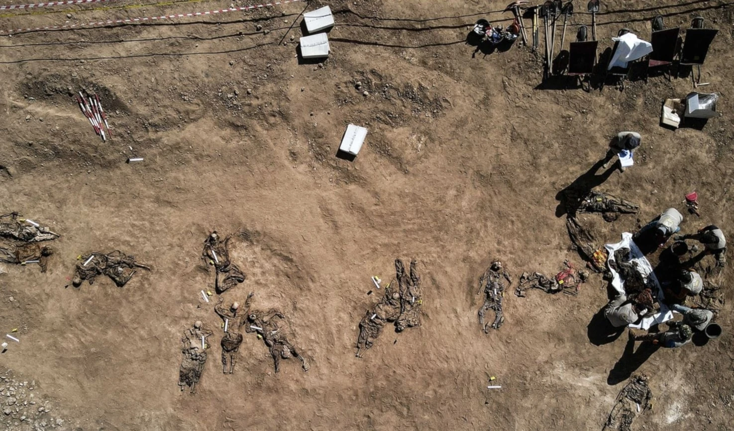 Descubren fosa común de víctimas del DAESH en Irak