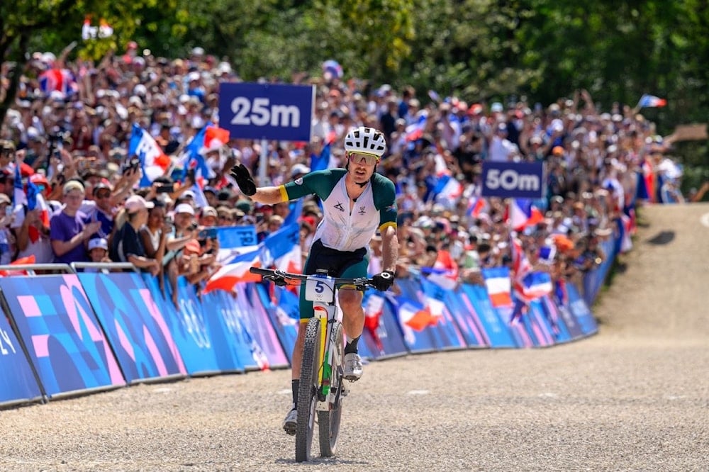 Ciclista Alan Hatherly terminó tercero en el mountain bike en Paris 2024.