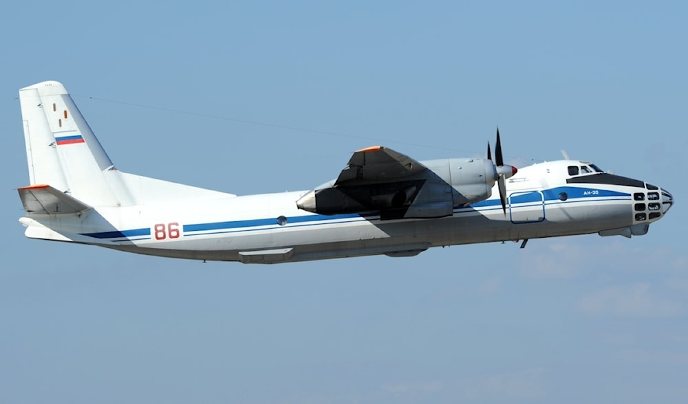 Aeronave rusa Antonov An-30. 