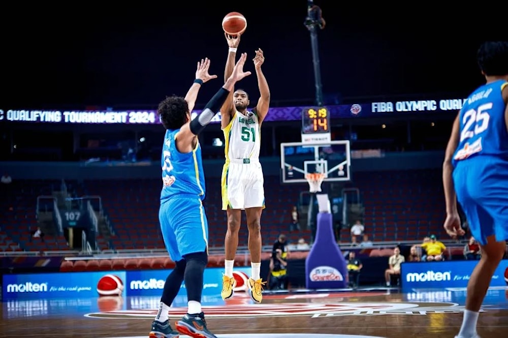 Equipos de América buscan boletos en preolímpicos de baloncesto.