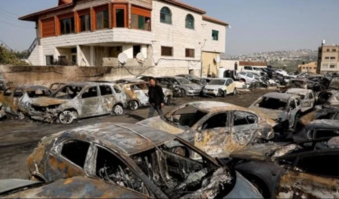 Efectos de los ataques de los colonos a la aldea de Jit, en Qalqilya, Cisjordania (Foto: Agencias)