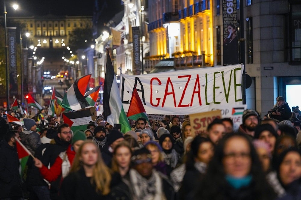 Manifestación en apoyo a Palestina frente al parlamento en Oslo. 4 de noviembre 2023 (Agencias)