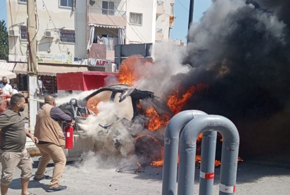 Las fuerzas israelíes lanzaron un agresión directa contra Khalil Al-Maqdah en la ciudad de Saida, en el sur del Líbano.