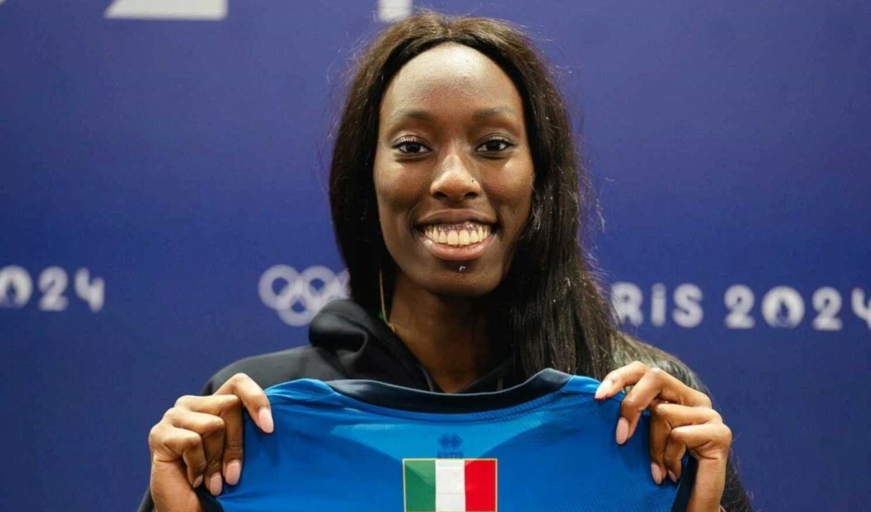 Estrellas del voleibol donan indumentaria a Museo Olímpico.