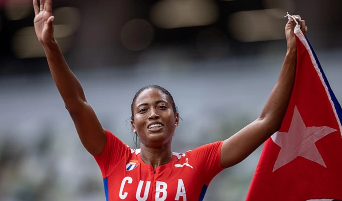 Destacan a cubana Durand entre estrellas de Paralímpicos de Paris 2024.