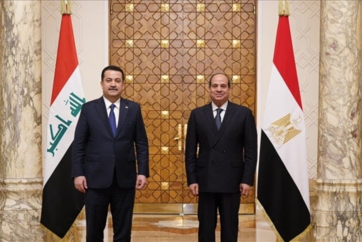 El presidente de Egipto, Abdel Fattah El-Sisi, recibió en El Cairo al primer ministro de Irak, Mohammad Shiaa Al-Sudani.